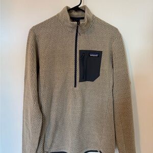Patagonia Men's Beige and Gray Zip-Up Sweater